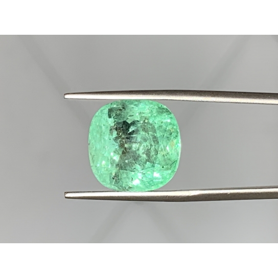 12.15ct Colombian Emerald 