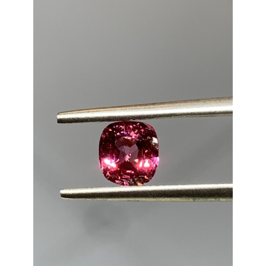 0.7ct Spinel 
