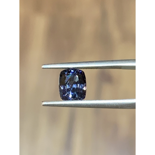 1.6ct Spinel 