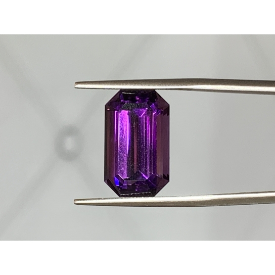 8.6ct Amethyst