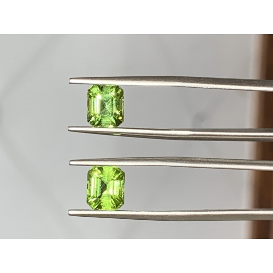 3.6ct Peridot Pair 