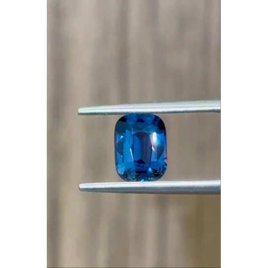 2ct Spinel