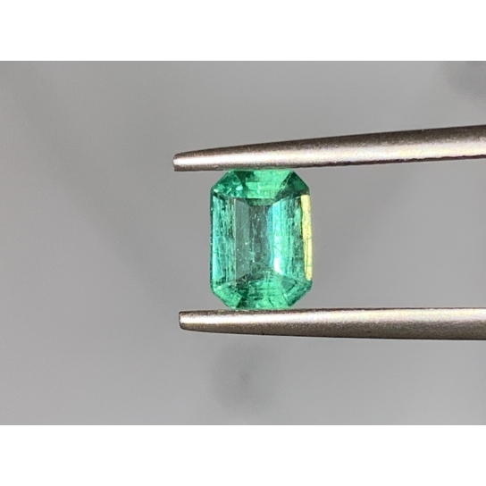 0.7ct Emerald 