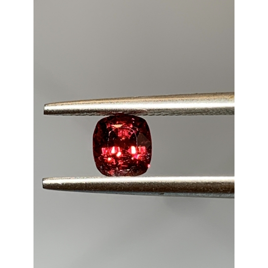 0.7ct Spinel