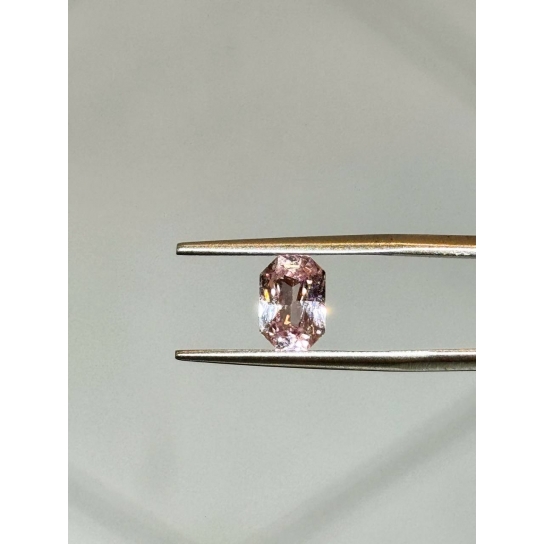 1.28ct Padparadscha 