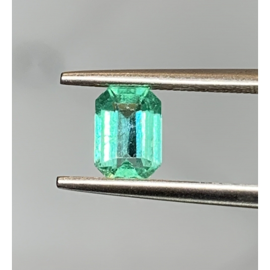 1.07ct Emerald