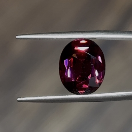 5.8ct Rhodolite Garnet