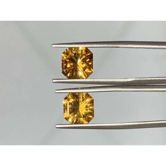 4.5ct Citrine Pair 