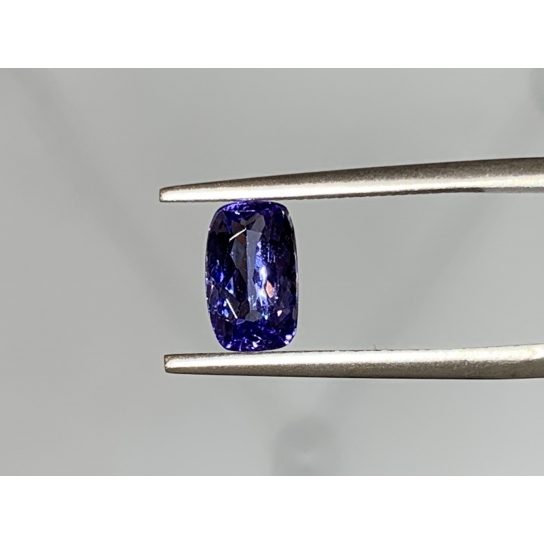 1.09ct Tanzanite 